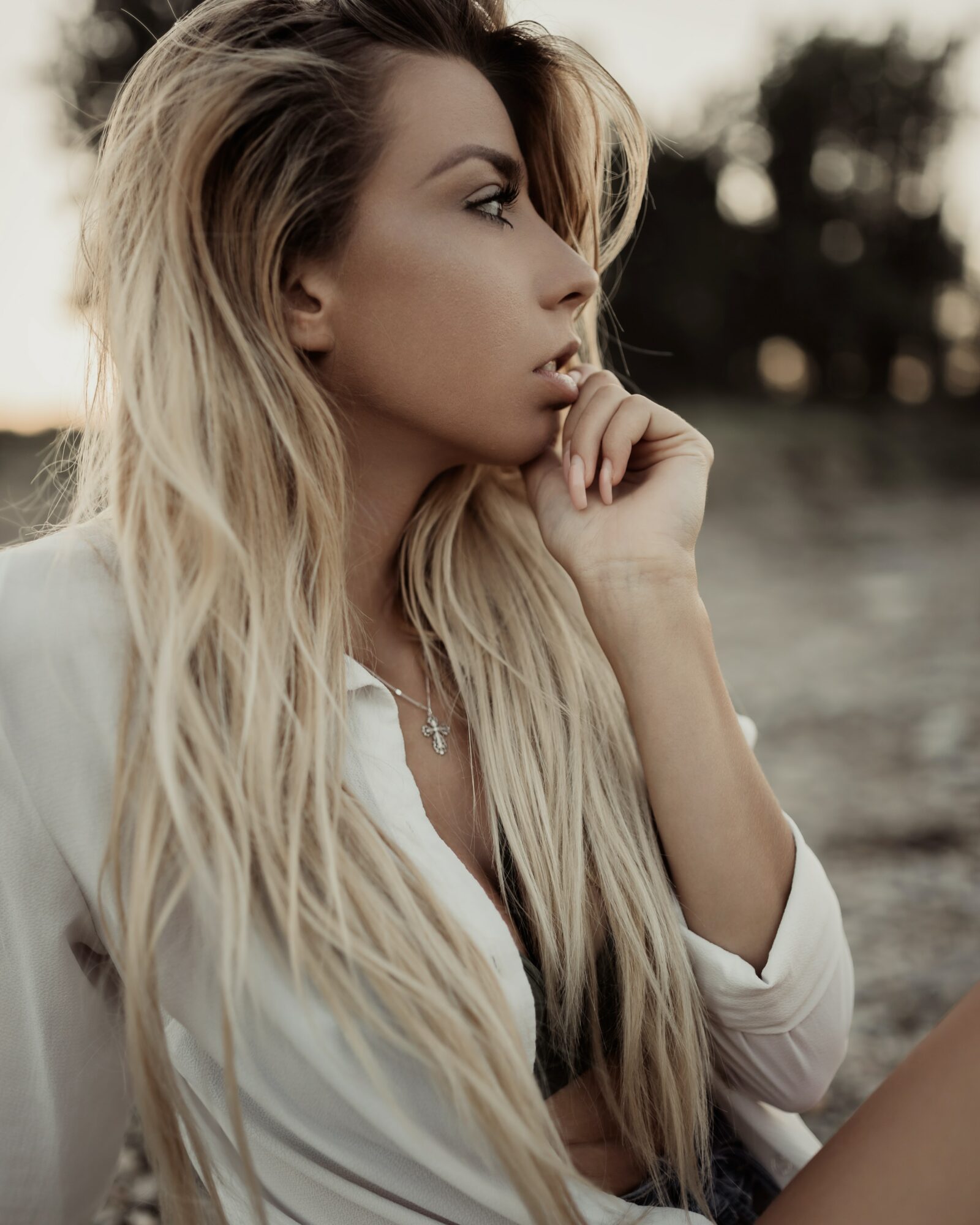 Contre la chute des cheveux féminine quelles solutions en Médecine Esthétique capillaire Clinique Rivoli Massena 2 Contre la chute des cheveux fé