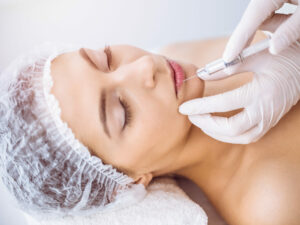 FAQ sur les injections d'acide hyaluronique en Médecine Esthétique Clinique Rivoli Massena 4