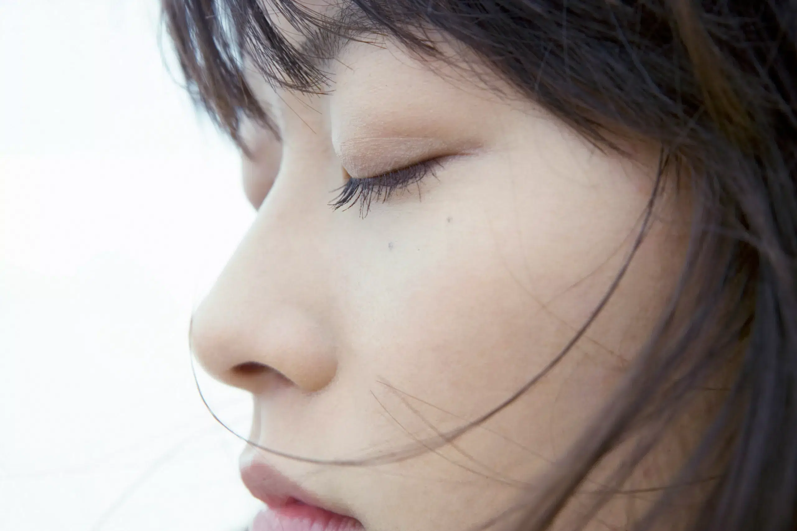 L'épilation laser provoque t-elle des boutons en Médecine Esthétique Clinique Rivoli Massena 2