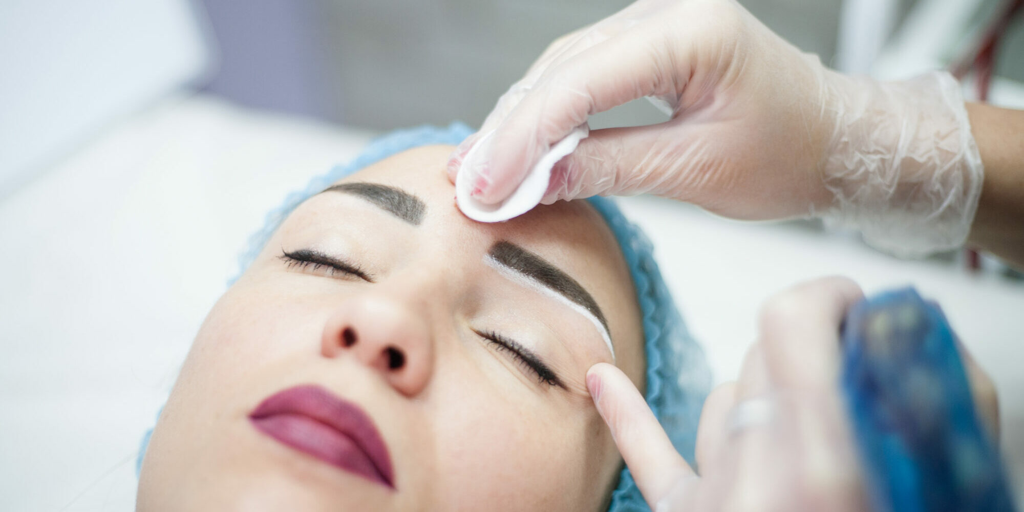 decorative cosmetology eyebrow beauty procedure dermopigmentation Clinique Rivoli Massena