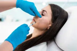 Injections d'acide hyaluronique à Strasbourg