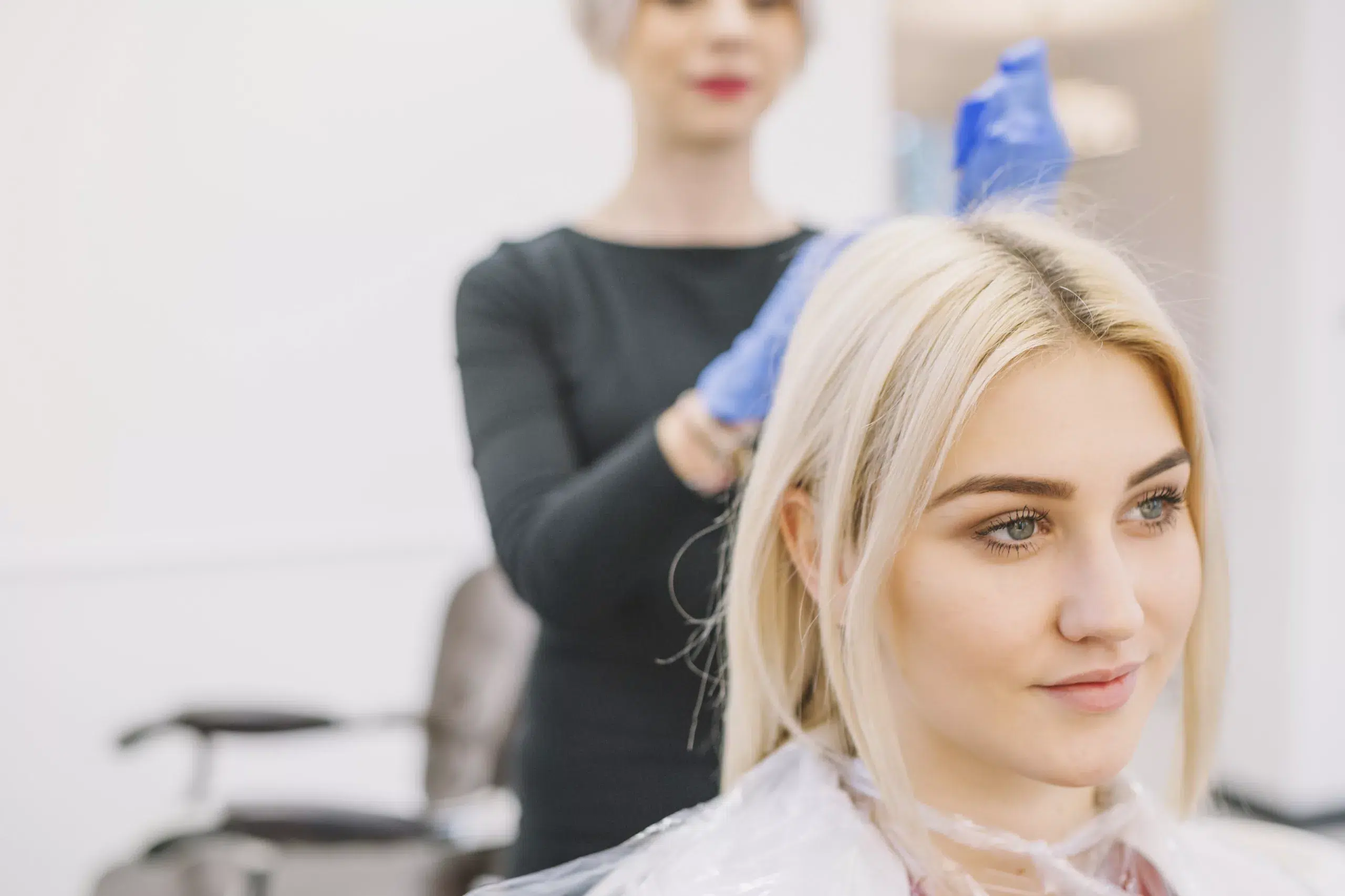 les assistantes de greffe capillaire en Médecine Esthétique Clinique Rivoli Massena 2 les assistantes de greffe capillaire en Médecine Esthétique Clinique Rivoli Massena 2
